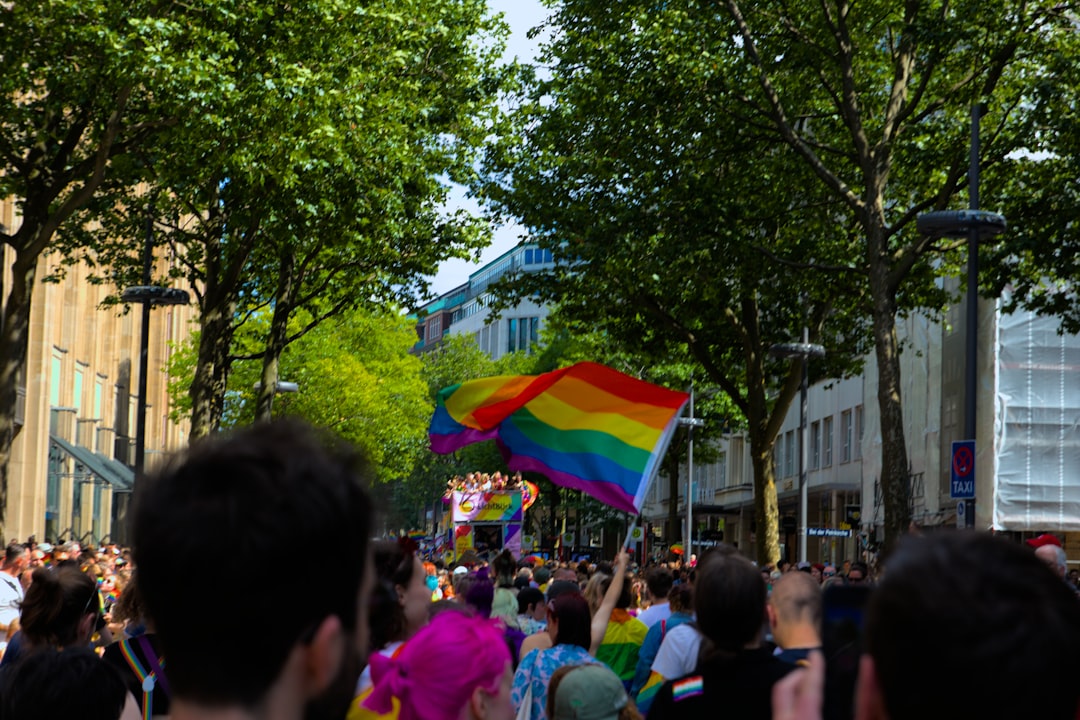 Photo Demonstrative Pronouns: This, That